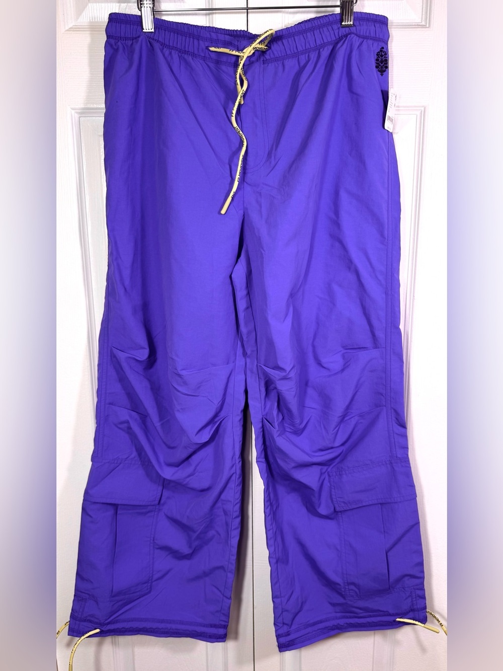 FP Movement x Madhappy Pulse Cargo Parachute Pants Neon Purple NWT Size M